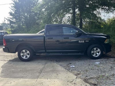 2017 RAM 1500 Express 4x4 Quad Cab 6'4" Box
