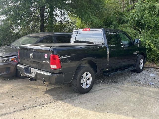 2017 RAM 1500 Express 4x4 Quad Cab 6'4" Box