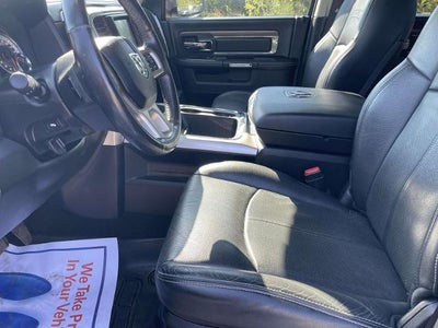 2018 RAM 1500 Laramie 4x4 Crew Cab 5'7" Box