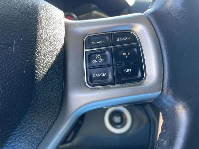 2018 RAM 1500 Laramie 4x4 Crew Cab 5'7" Box