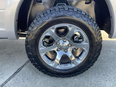 2018 RAM 1500 Laramie 4x4 Crew Cab 5'7" Box