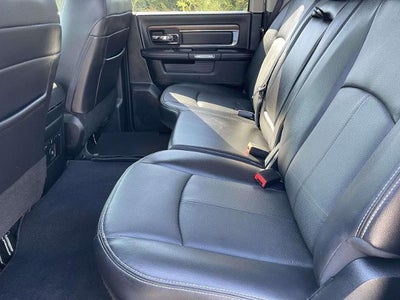 2018 RAM 1500 Laramie 4x4 Crew Cab 5'7" Box