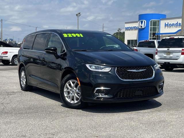 2025 Chrysler Pacifica Select FWD