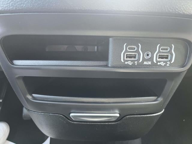 2025 Chrysler Pacifica Select FWD