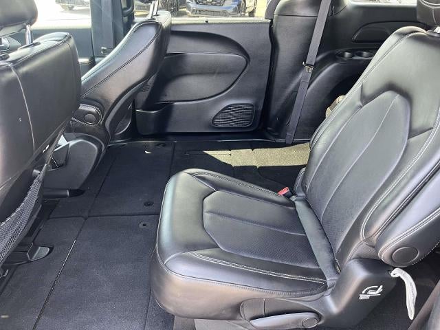 2025 Chrysler Pacifica Select FWD