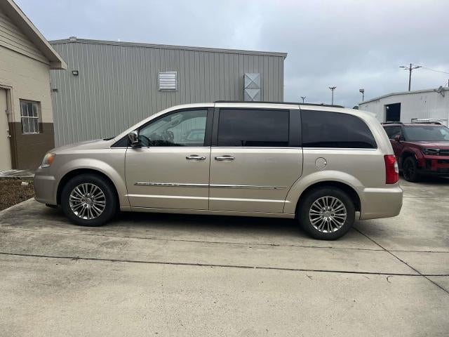 2014 Chrysler Town & Country 4dr Wgn Touring-L