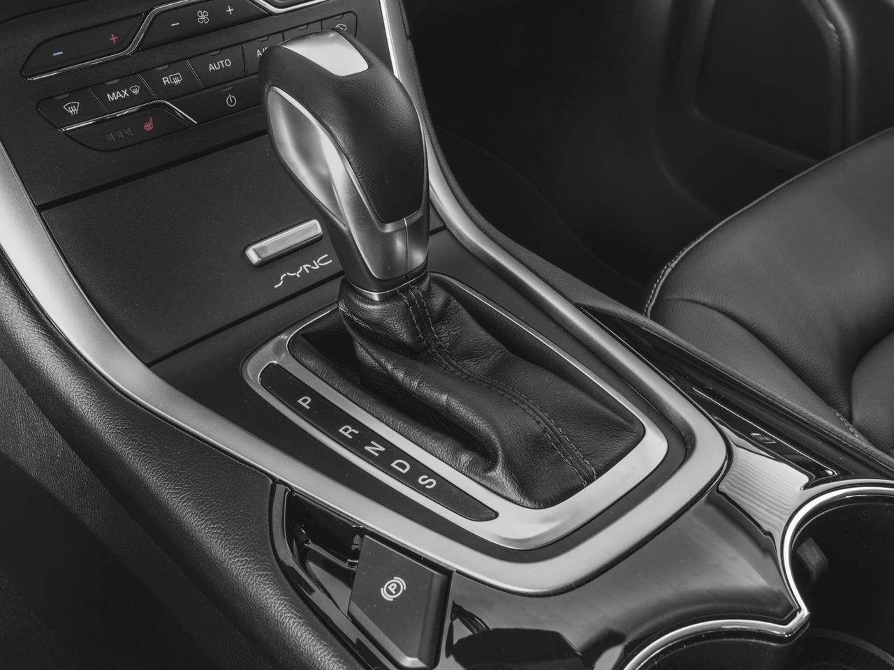 2017 Ford Edge Titanium FWD