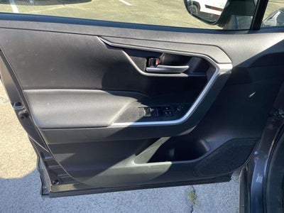 2023 Toyota RAV4 XLE Premium FWD (Natl)