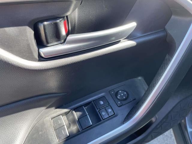 2023 Toyota RAV4 XLE Premium FWD (Natl)