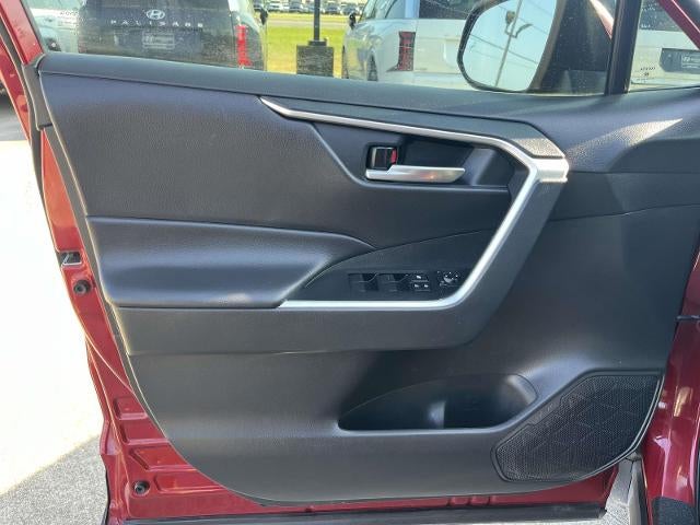 2021 Toyota RAV4 XLE FWD (GS)