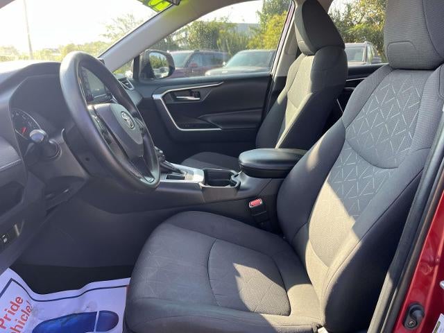 2021 Toyota RAV4 XLE FWD (GS)