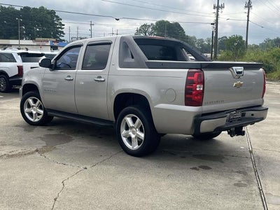 2007 Chevrolet Avalanche 2WD Crew Cab LS
