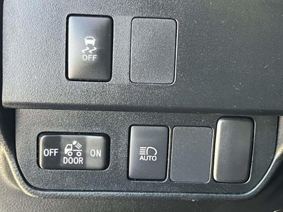 2021 Toyota Tacoma 2WD 2WD TRD Sport Double Cab 5' Bed V6 AT (Natl)