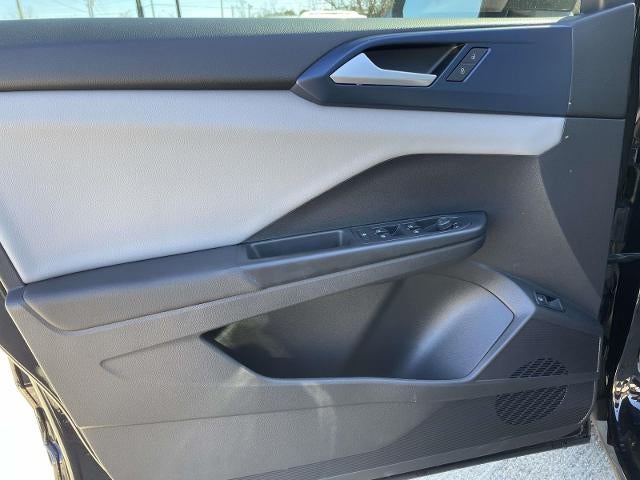 2022 Volkswagen Taos SE FWD