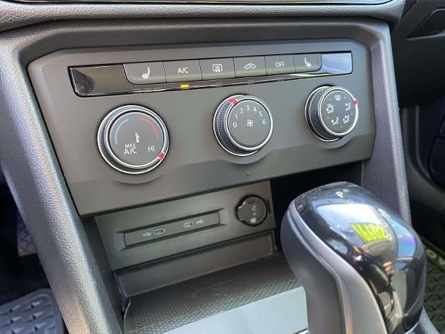 2022 Volkswagen Taos SE FWD