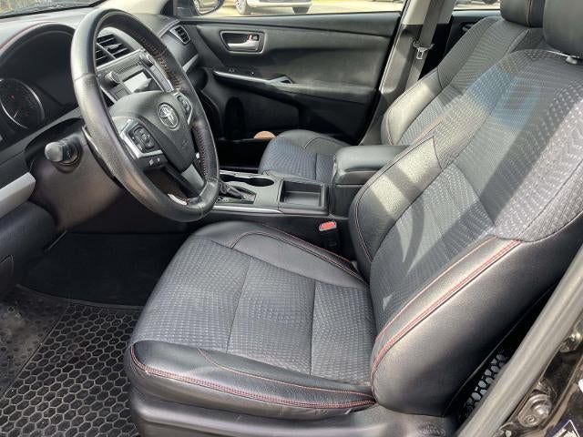 2015 Toyota Camry 4dr Sdn I4 Auto SE (SE)