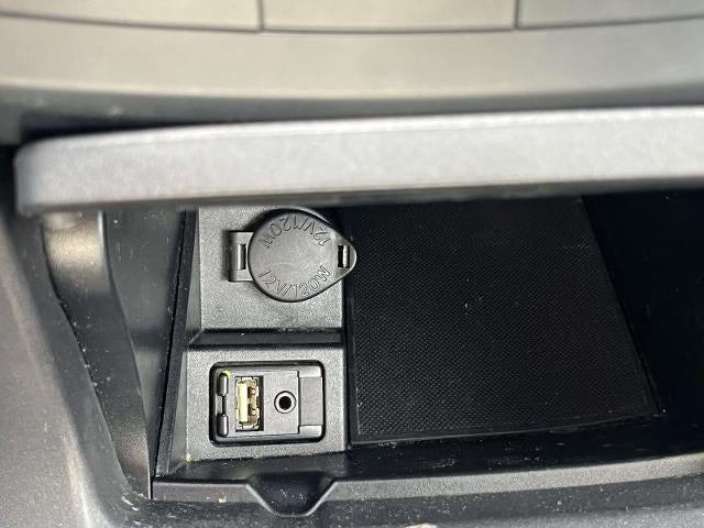 2015 Toyota Camry 4dr Sdn I4 Auto SE (SE)