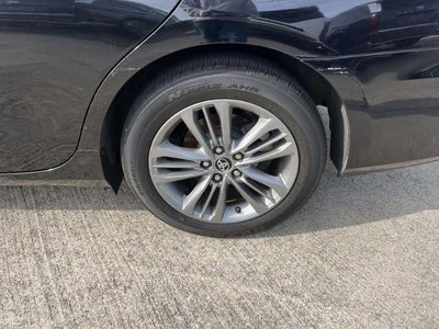 2015 Toyota Camry 4dr Sdn I4 Auto SE (SE)