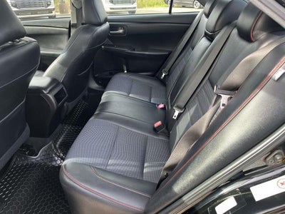 2015 Toyota Camry 4dr Sdn I4 Auto SE (SE)