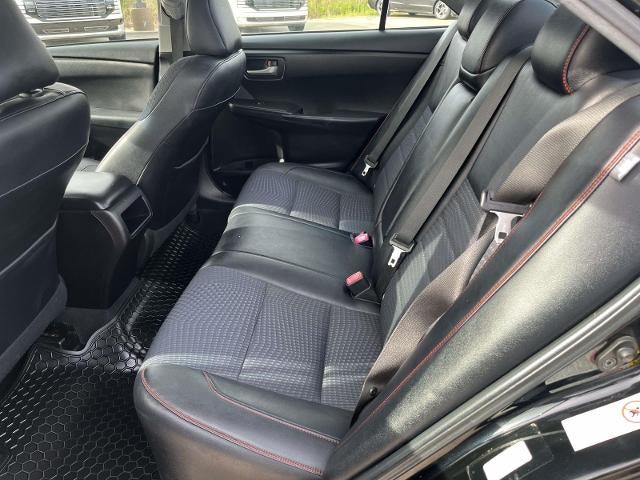 2015 Toyota Camry 4dr Sdn I4 Auto SE (SE)