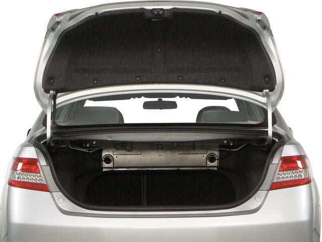 2011 Toyota Camry 4dr Sdn I4 Man LE (Natl)