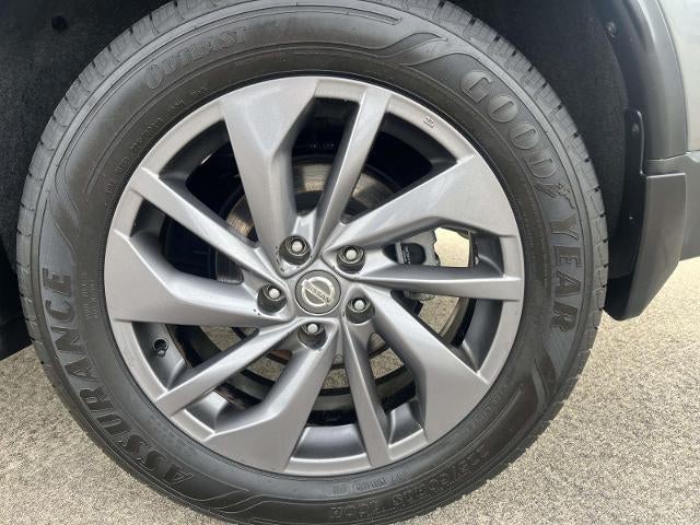 2016 Nissan Rogue FWD 4dr SL