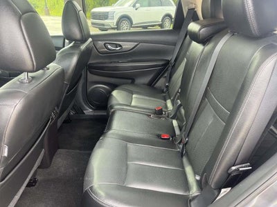 2016 Nissan Rogue FWD 4dr SL