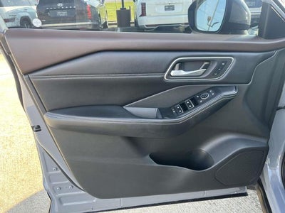 2021 Nissan Rogue FWD SL