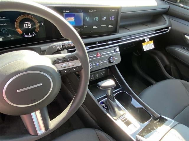 2025 Hyundai TUCSON SE FWD