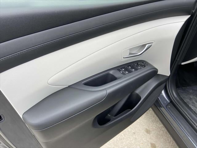 2025 Hyundai TUCSON SEL FWD