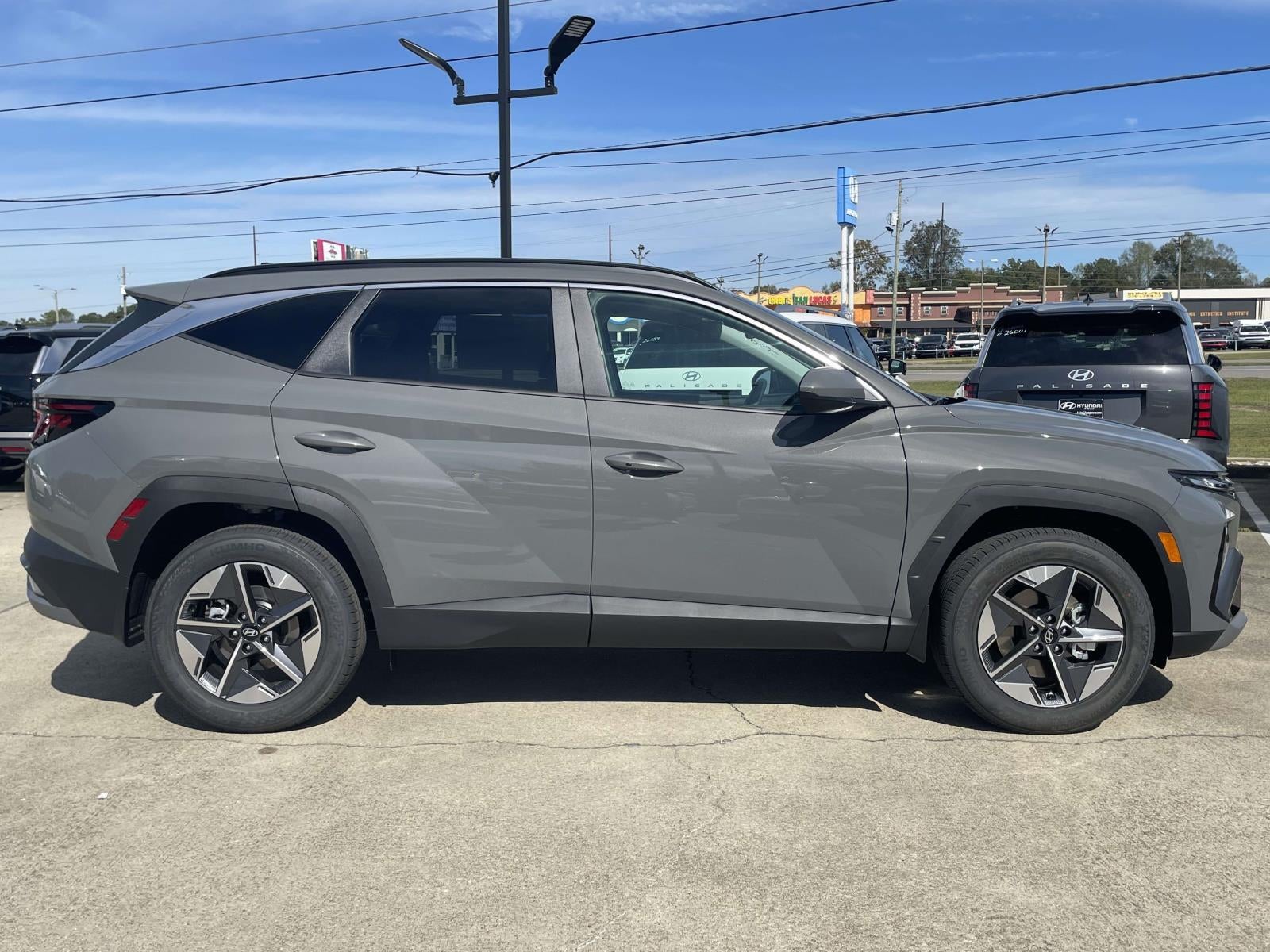 2026 Hyundai TUCSON SEL FWD