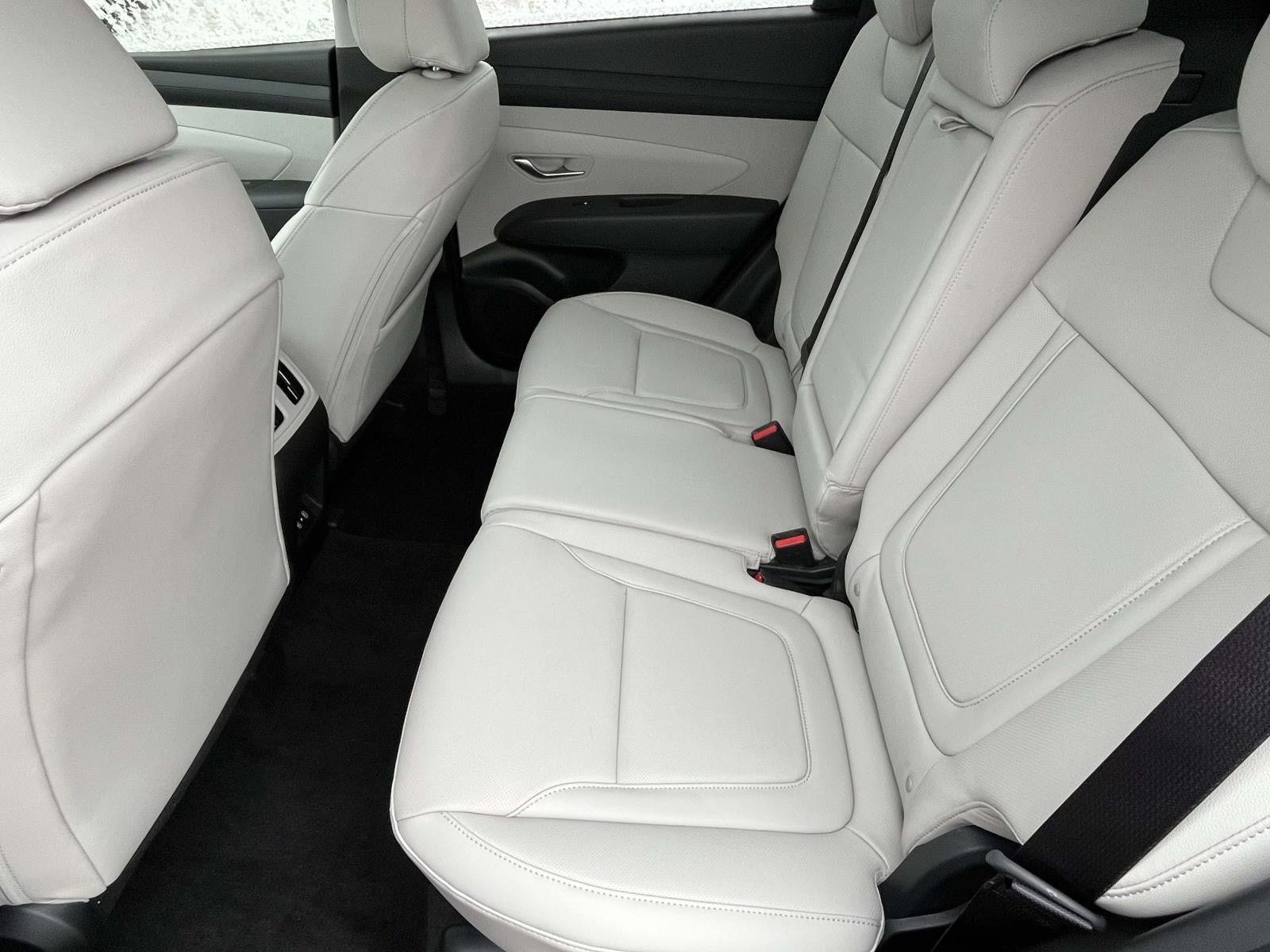 2026 Hyundai TUCSON SEL Premium FWD