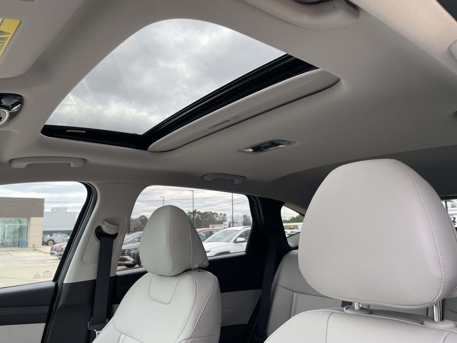 2026 Hyundai TUCSON SEL Premium