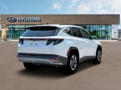 2026 Hyundai TUCSON SEL Premium FWD