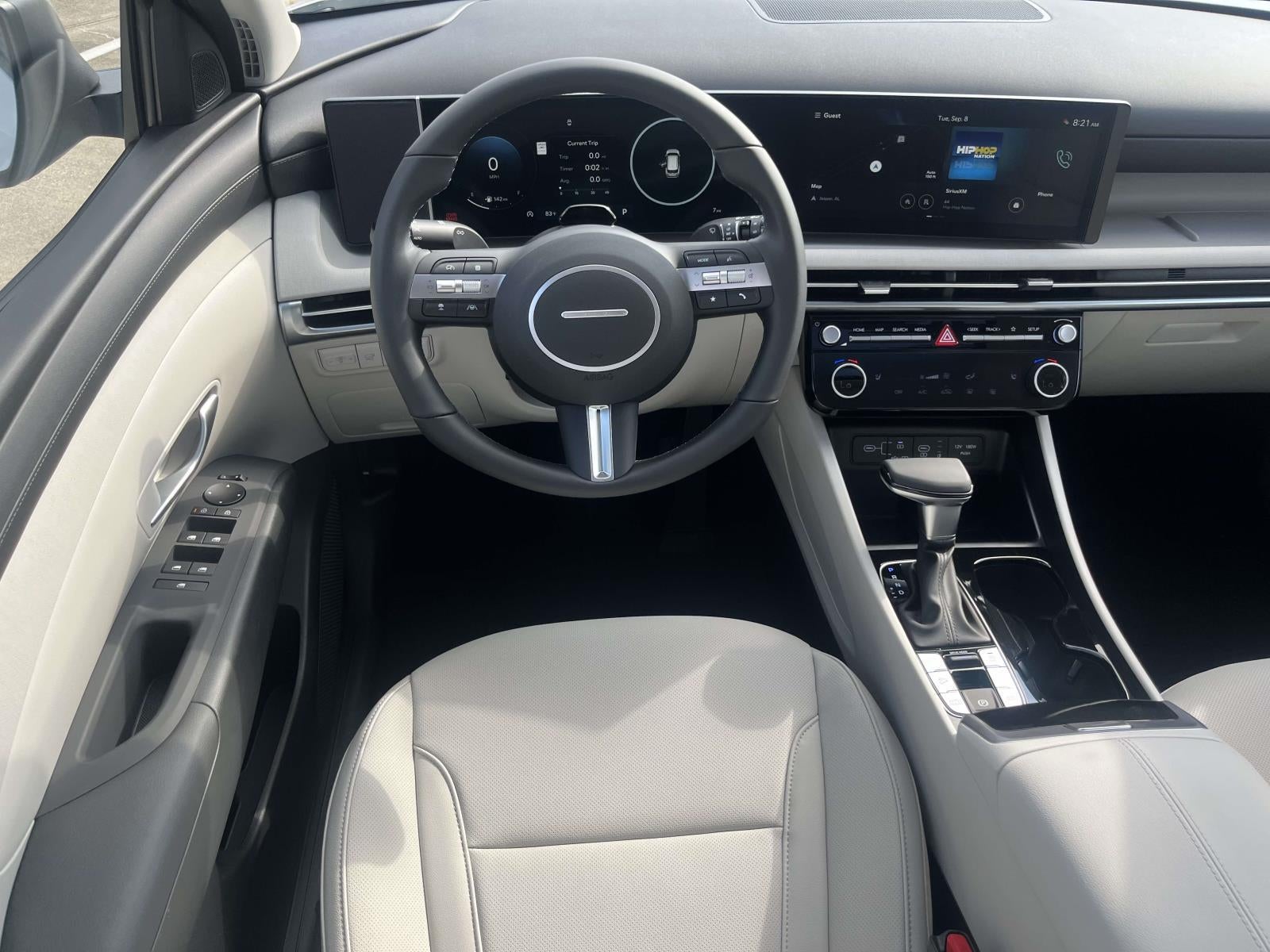2026 Hyundai TUCSON SEL Premium FWD