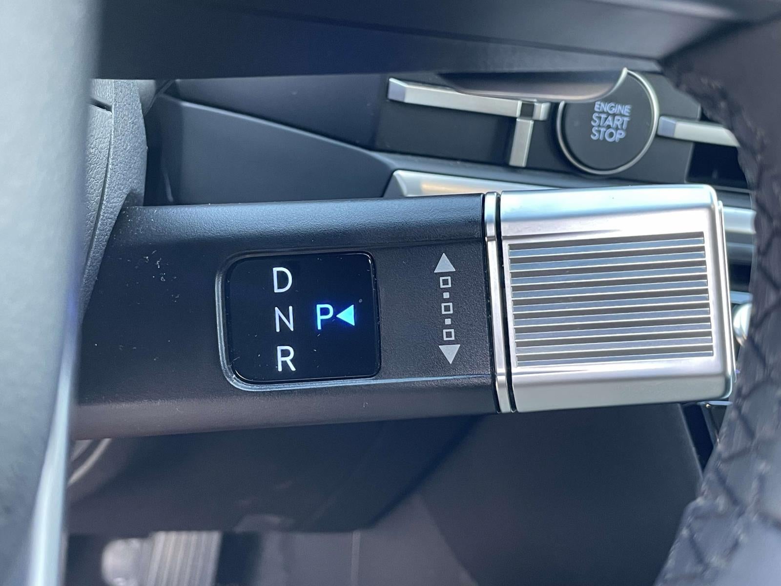 2025 Hyundai SANTA FE SE FWD