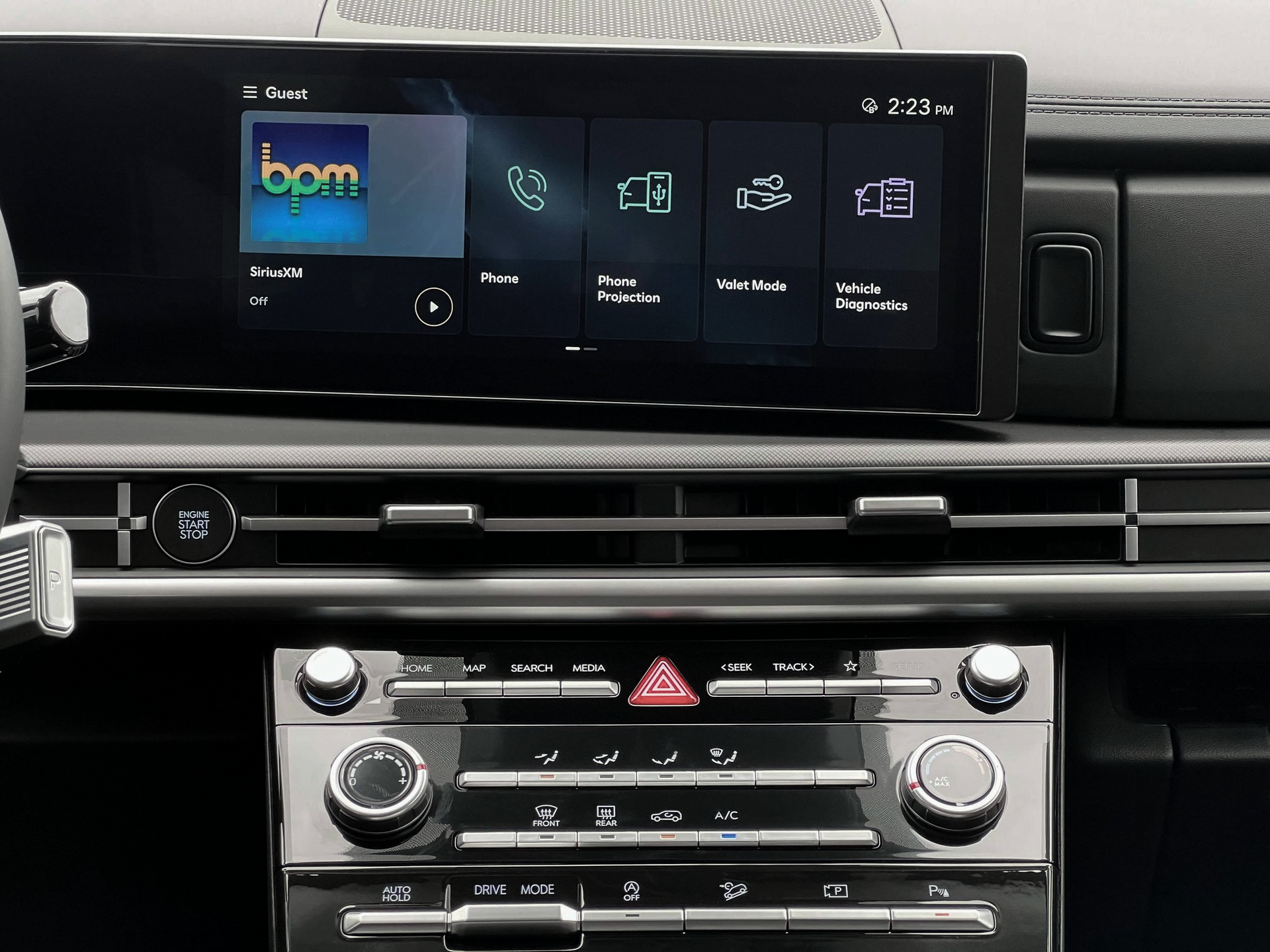 2025 Hyundai SANTA FE SE FWD