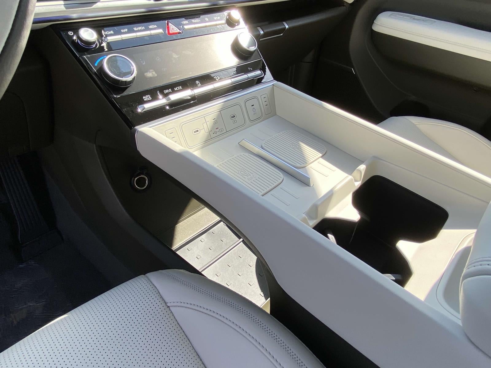 2025 Hyundai SANTA FE Calligraphy FWD