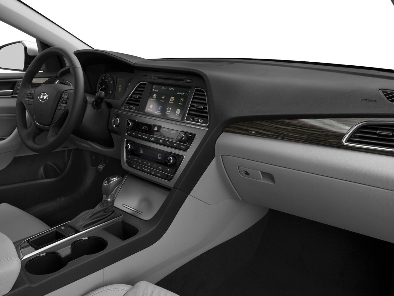 2017 Hyundai SONATA Limited 2.4L PZEV