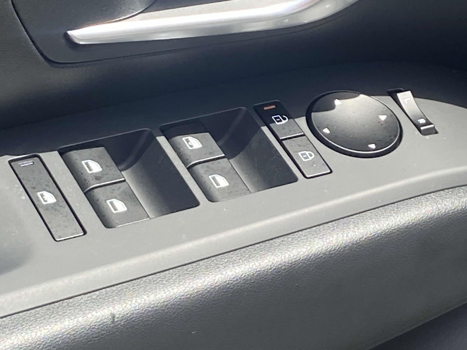 2025 Hyundai SANTA CRUZ SE FWD