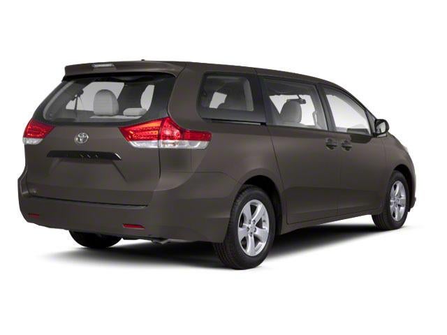 2013 Toyota Sienna 5dr 7-Pass Van V6 XLE AAS FWD (Natl)