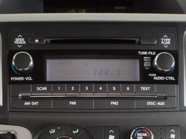 2013 Toyota Sienna 5dr 7-Pass Van V6 L FWD (Natl)