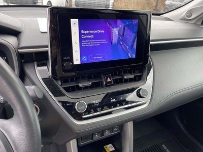 2023 Toyota Corolla Cross XLE 2WD (Natl)