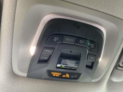 2023 Toyota Corolla Cross XLE 2WD (Natl)