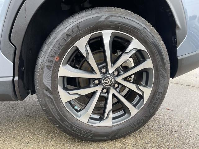 2023 Toyota Corolla Cross XLE 2WD (Natl)