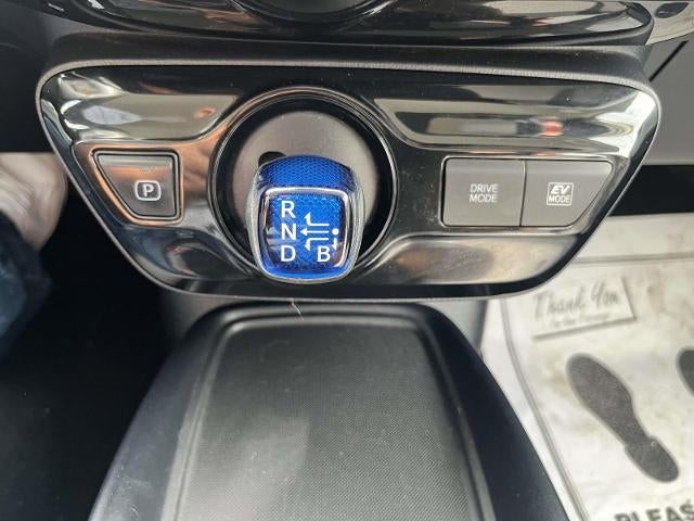 2020 Toyota Prius L Eco (Natl)