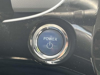 2020 Toyota Prius L Eco (Natl)