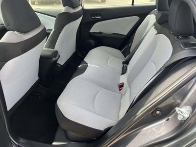 2020 Toyota Prius L Eco (Natl)