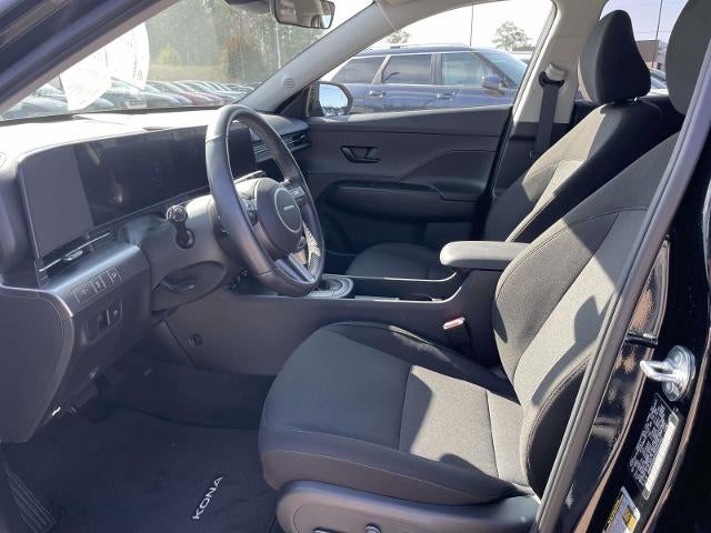 2025 Hyundai KONA SEL FWD