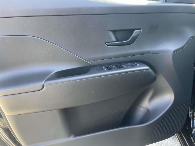 2025 Hyundai KONA SEL FWD